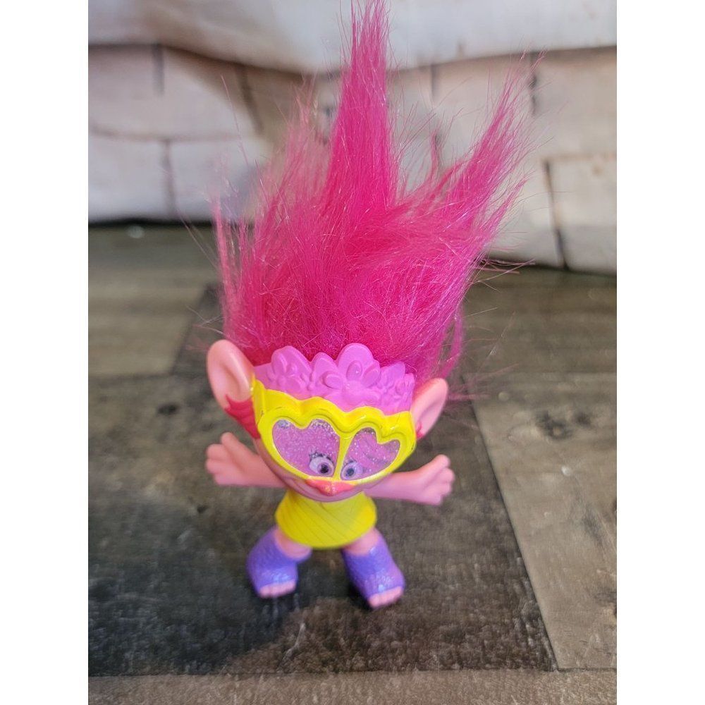 Trolls poppy World Tour McDonald's 2020 toy figure